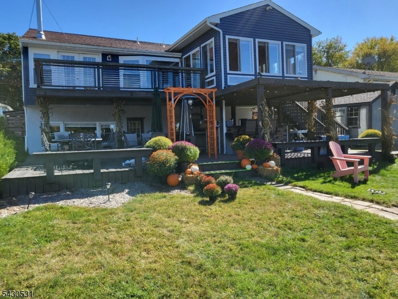 Lake - Residential
