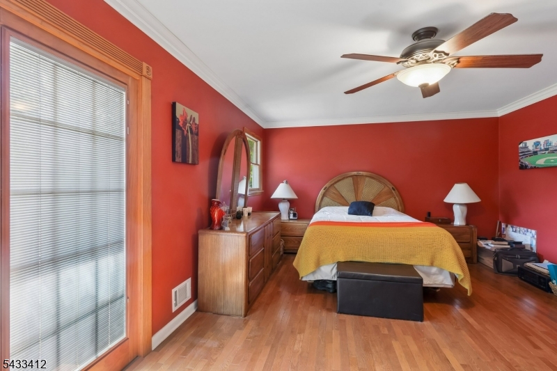 Edison Woods - Residential