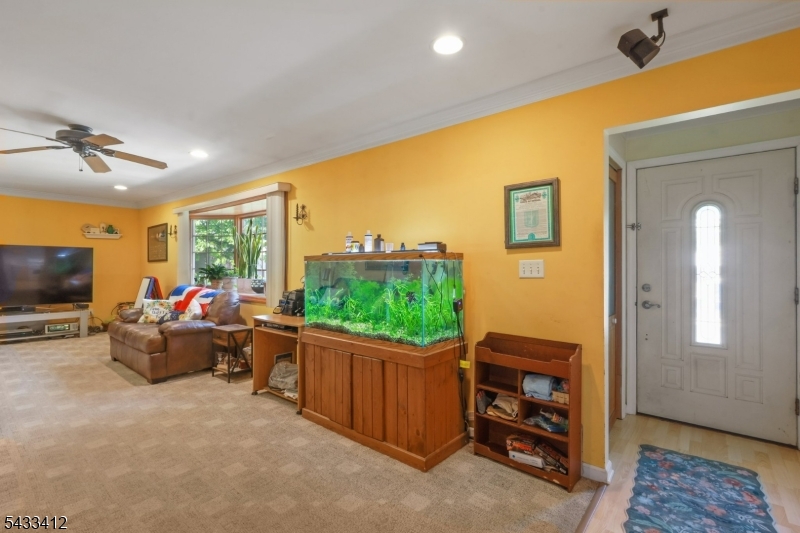 Edison Woods - Residential