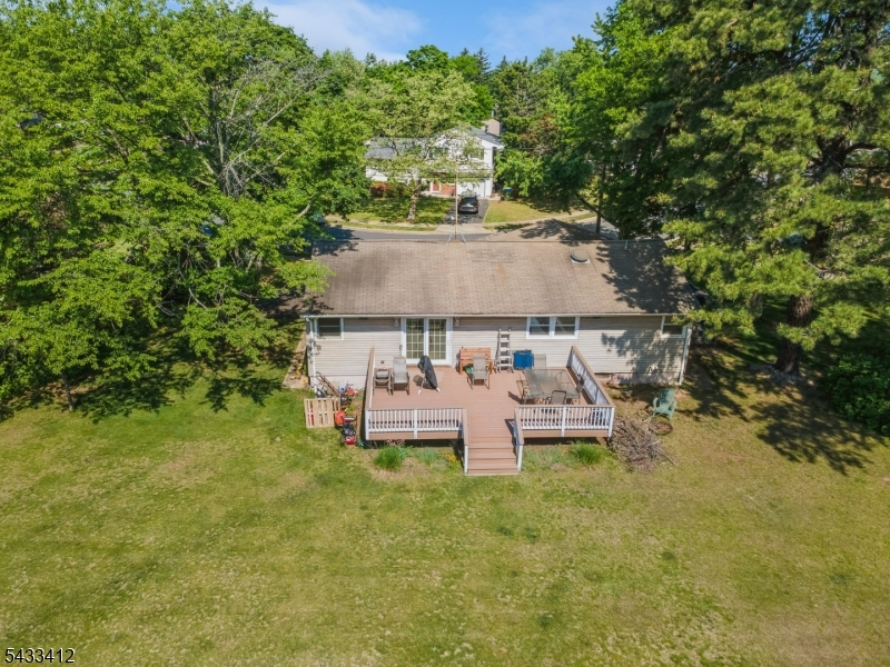 Edison Woods - Residential
