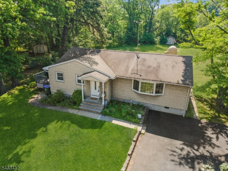 Edison Woods - Residential