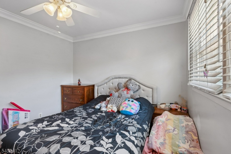 Edison Woods - Residential