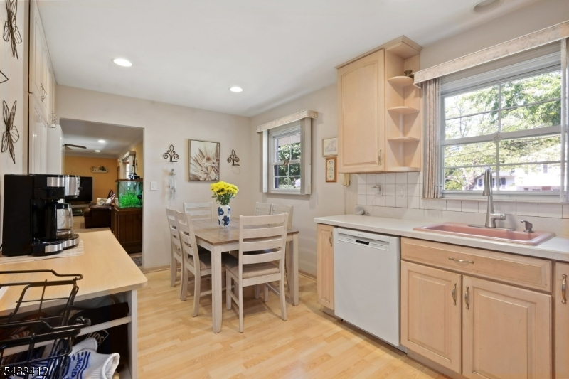 Edison Woods - Residential