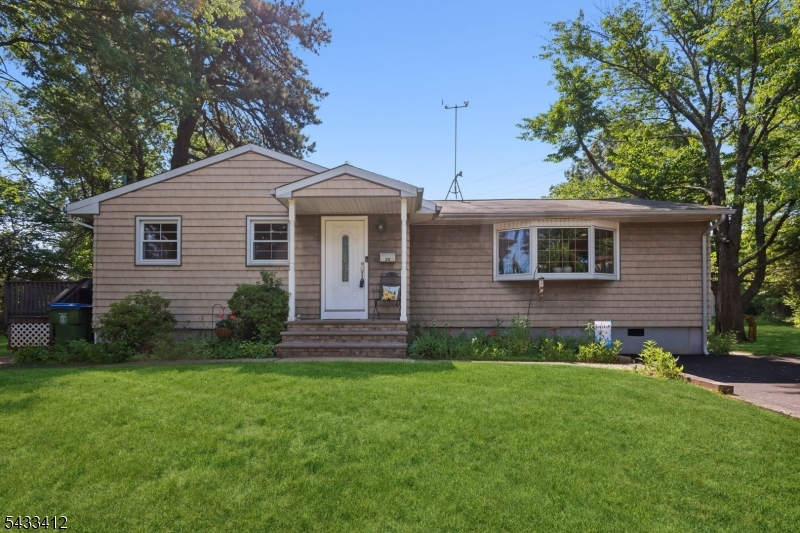 Edison Woods - Residential