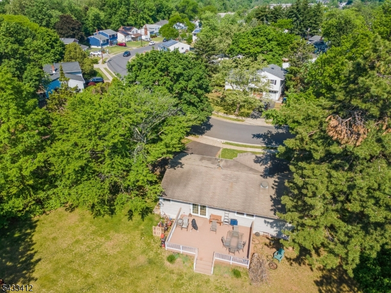 Edison Woods - Residential