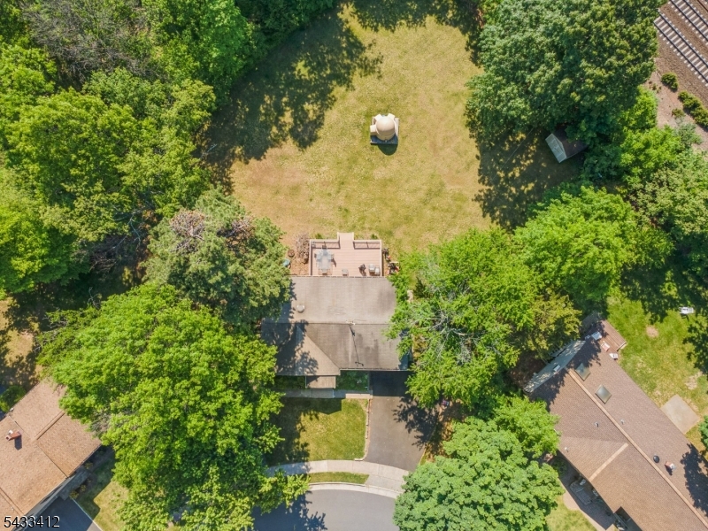 Edison Woods - Residential