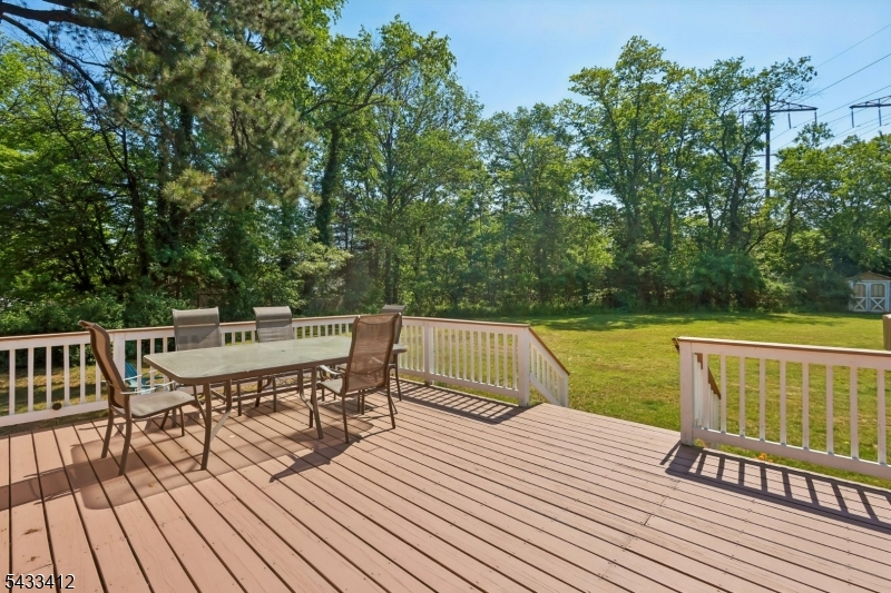 Edison Woods - Residential