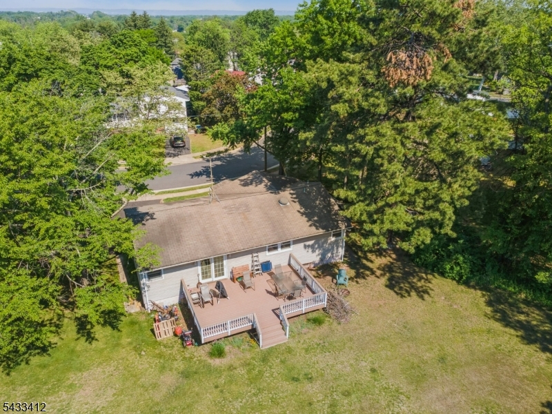 Edison Woods - Residential