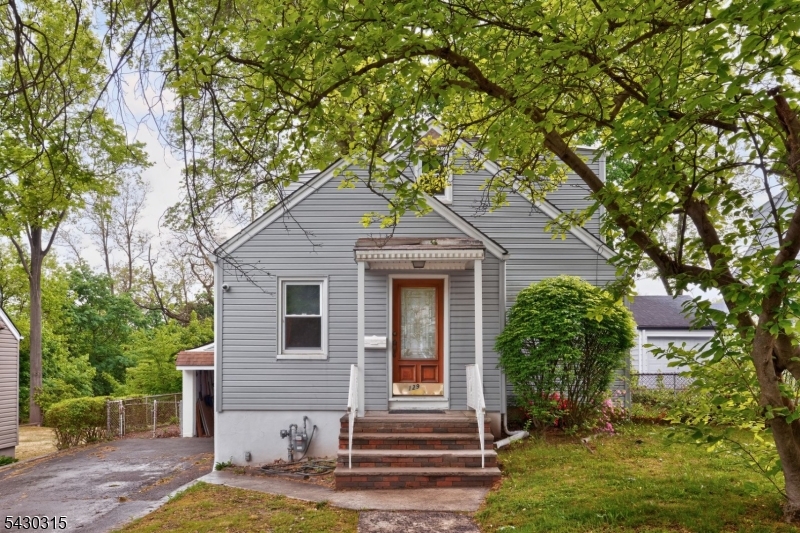 Charming Cape Cod in desirable Nutley featuring 4 bedrooms, 2 full baths, and a stunning eat-in kitchen with gas cooktop. Enjoy forced-air natural gas heat, central air, attached 1-car-width garage, and a full unfinished basement with great expansion potential. Bonus: sale includes an additional separate vacant lot   117 Hoover Ave Rear, Bloomfield, NJ 07003 (Block 752, Lot 36, approx. 0.16 acres, R-1B zoning)   conveyed together for one price. A rare chance to gain extra land for outdoor living, parking, or future possibilities. Close to top schools, parks, shopping, and NYC transportation. Don't miss it!