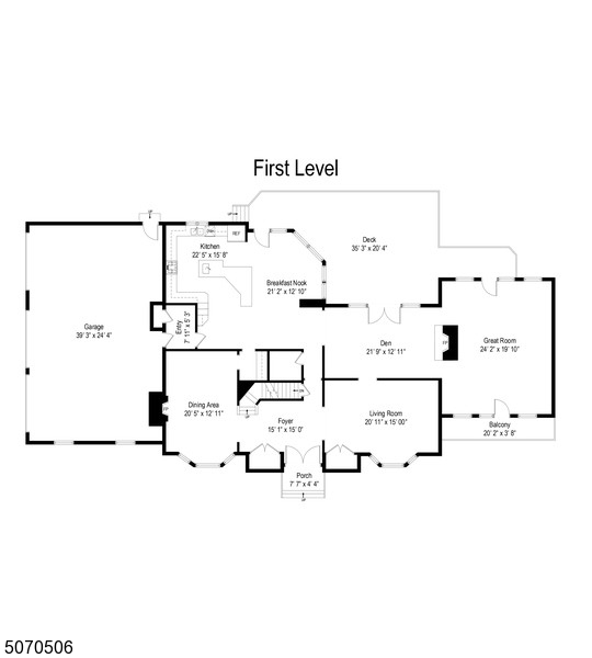 Main image without alt text