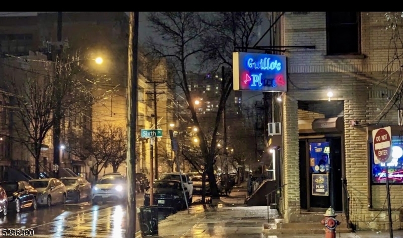 Historic Downtown - Commercial Sale