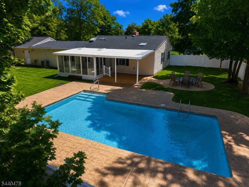 Pompton Plains - Residential