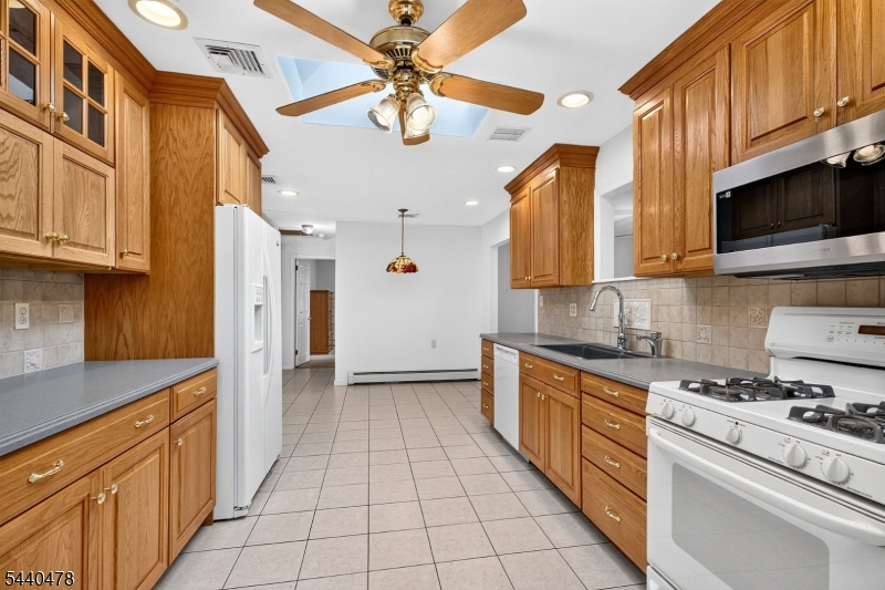 Pompton Plains - Residential