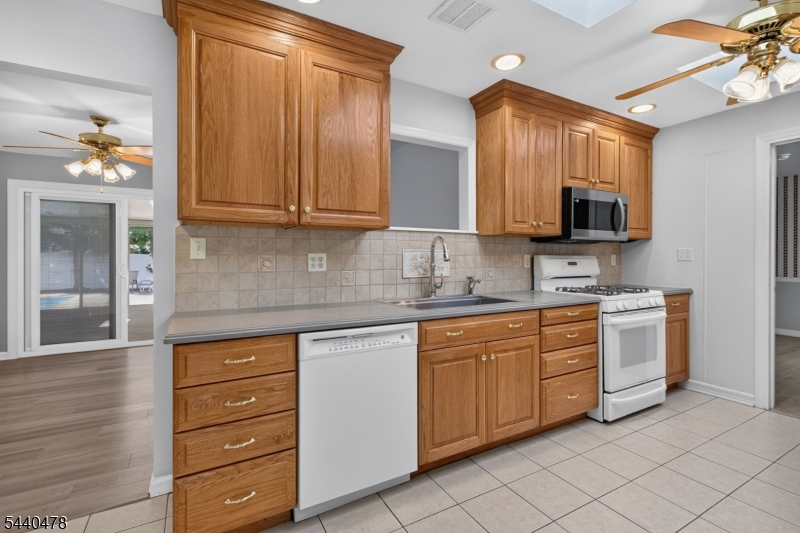 Pompton Plains - Residential