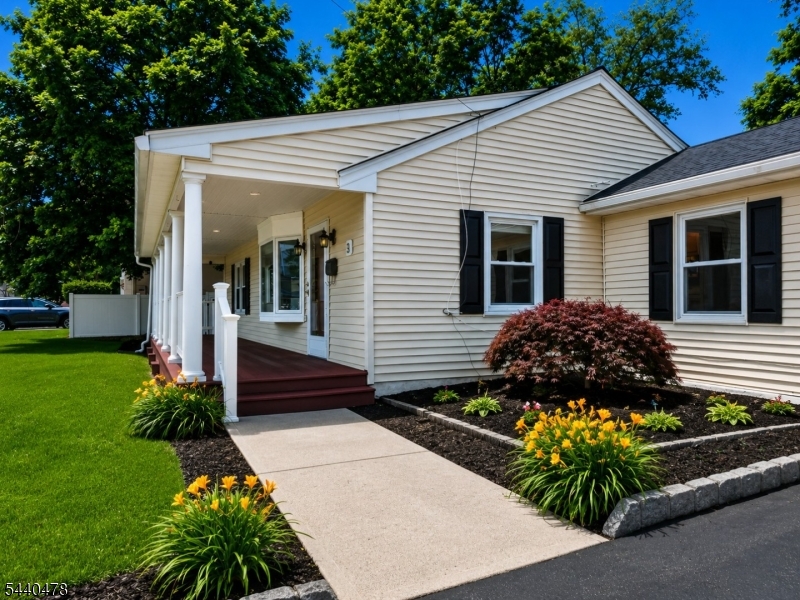 Pompton Plains - Residential