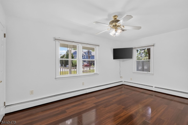 Pompton Plains - Residential