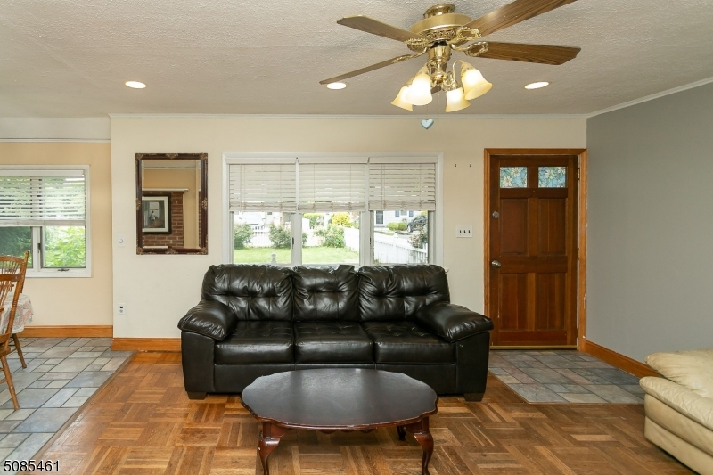 MOUNTAIN LAKE WARREN COUNTY - Residential