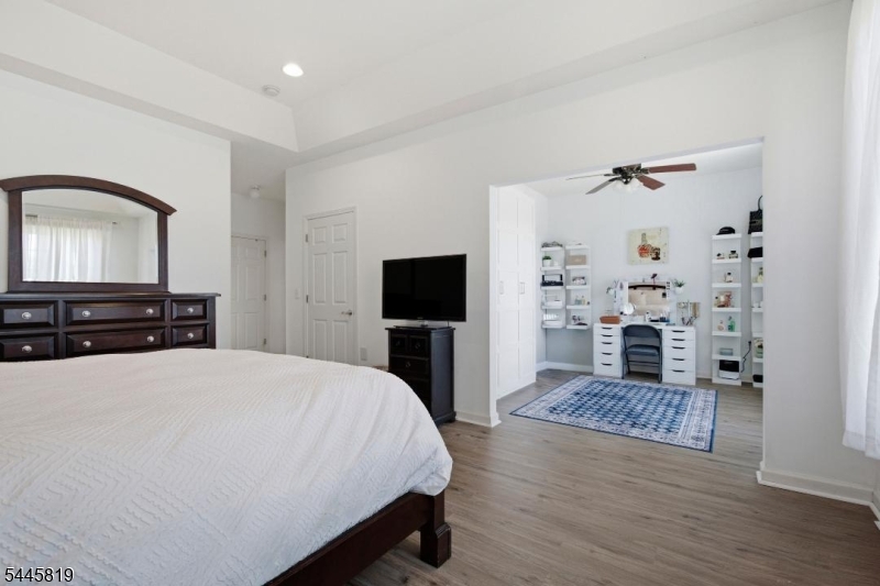 Canal Walk - Residential