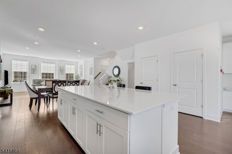 COLLECTION at MORRIS PLAINS - Residential
