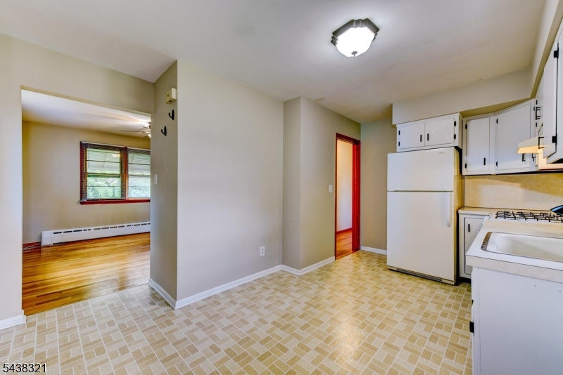 NOT IN FLOOD ZONE - Residential Income
