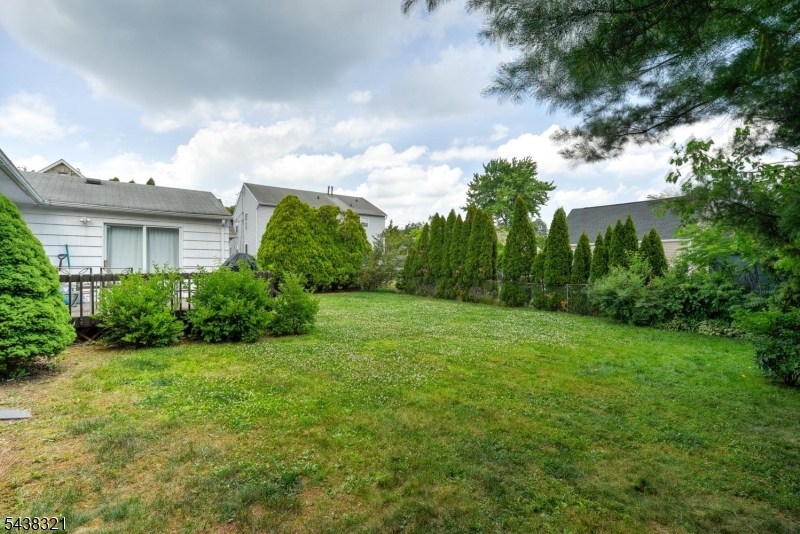 NOT IN FLOOD ZONE - Residential Income