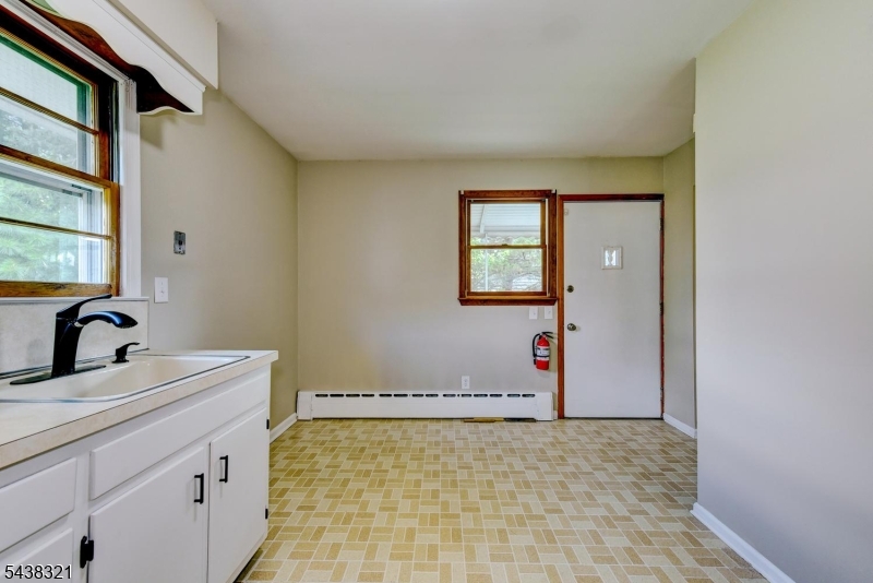 NOT IN FLOOD ZONE - Residential Income