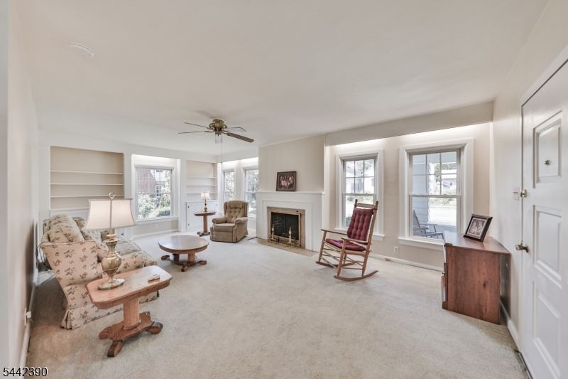 Hillcrest - Residential