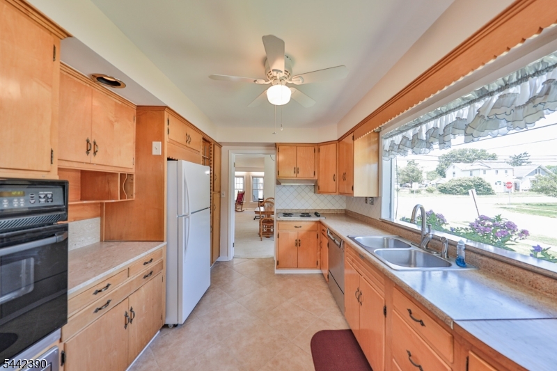 Hillcrest - Residential