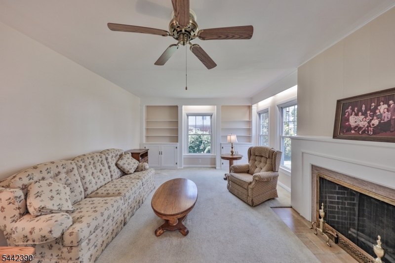 Hillcrest - Residential