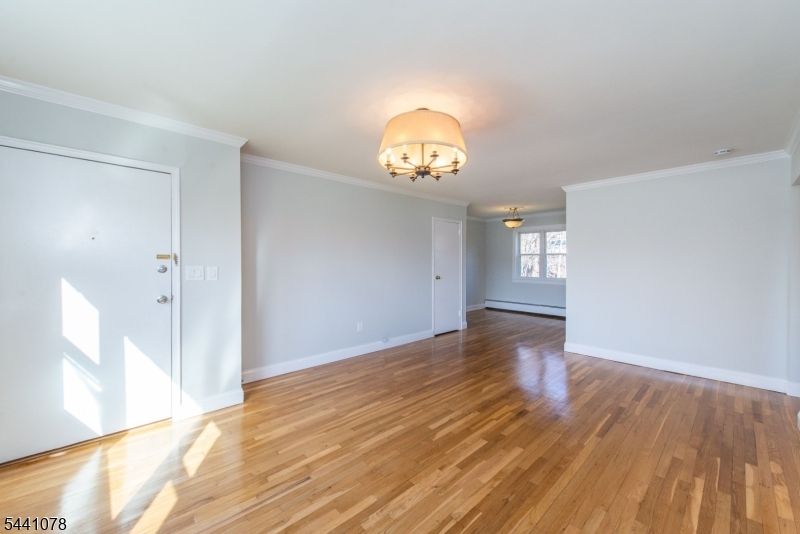 Crestmont Gardens - Residential