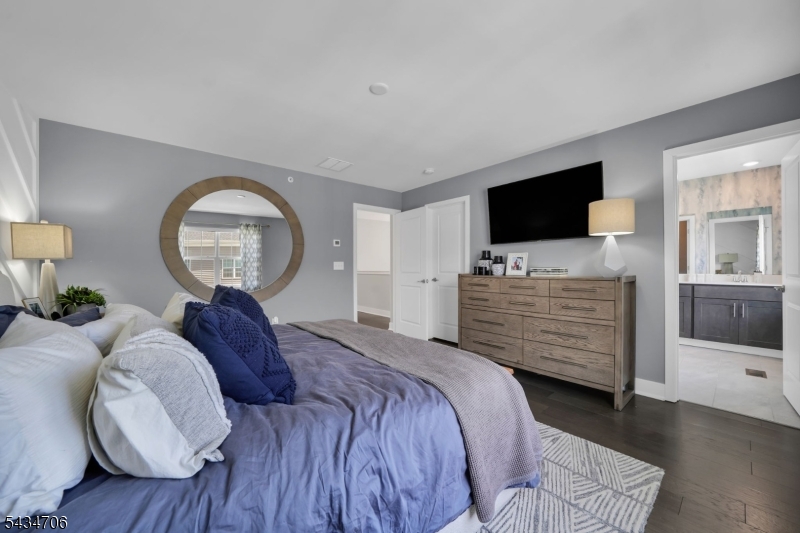 Collection at Morris Plains - Residential