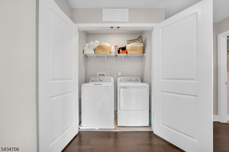 Collection at Morris Plains - Residential