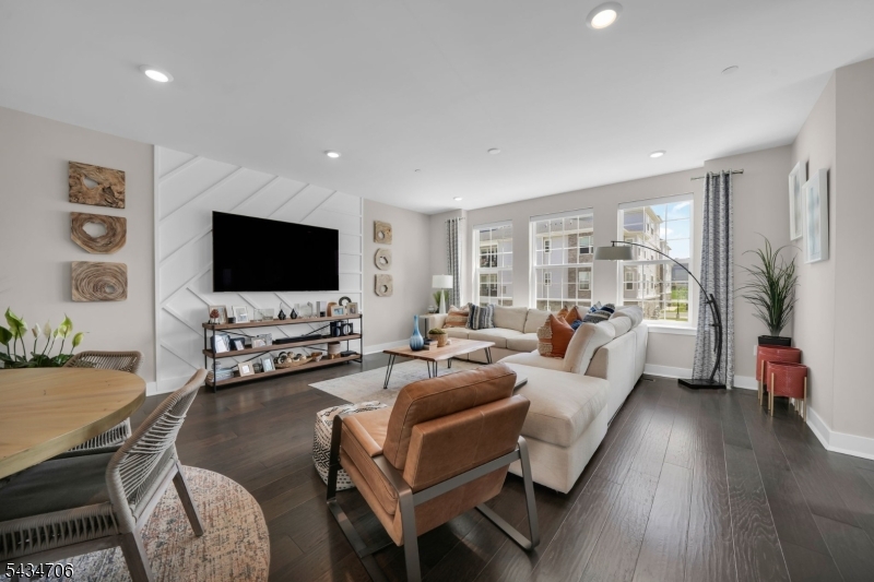 Collection at Morris Plains - Residential