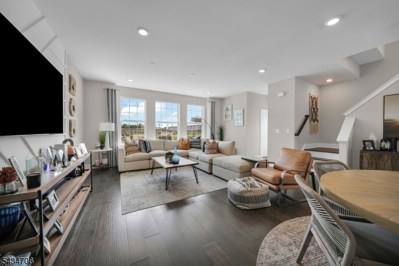 Collection at Morris Plains - Residential