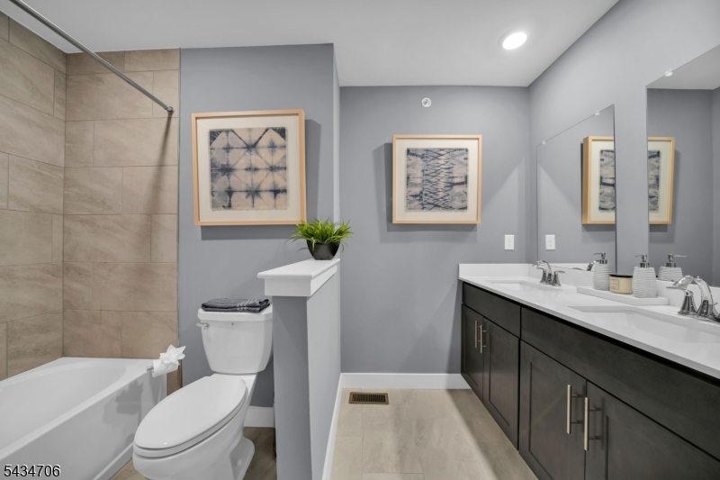 Collection at Morris Plains - Residential