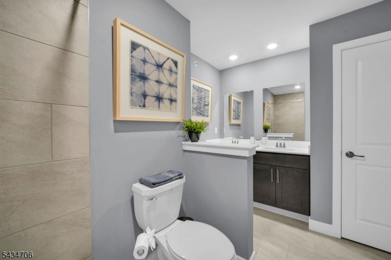Collection at Morris Plains - Residential