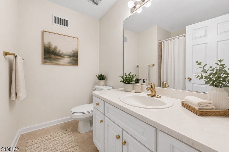 Lakeside - Residential Lease