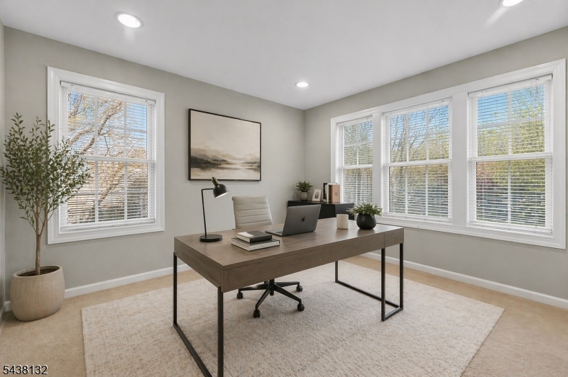 Lakeside - Residential Lease