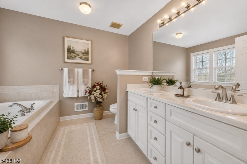 Lakeside - Residential Lease