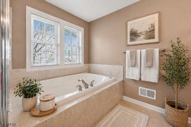 Lakeside - Residential Lease