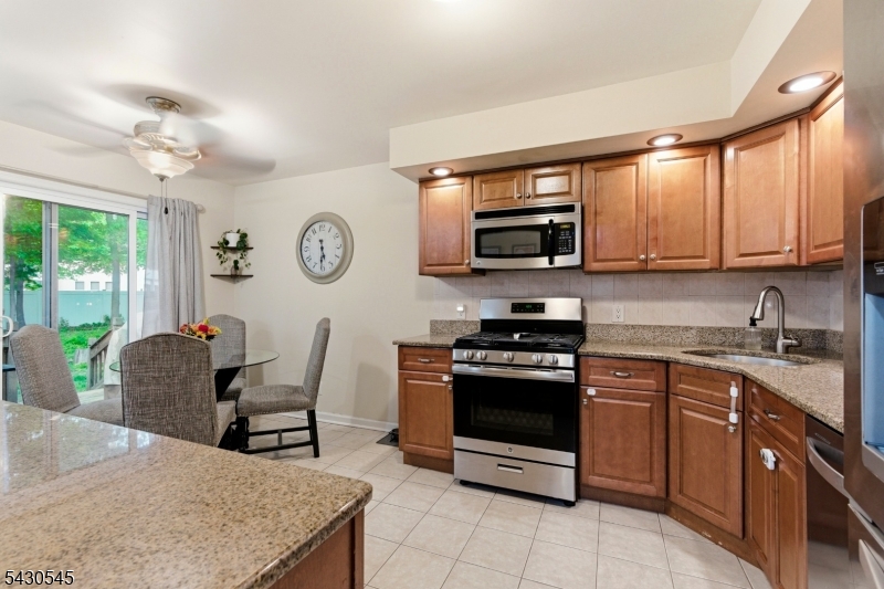 HERITAGE MANOR - Residential