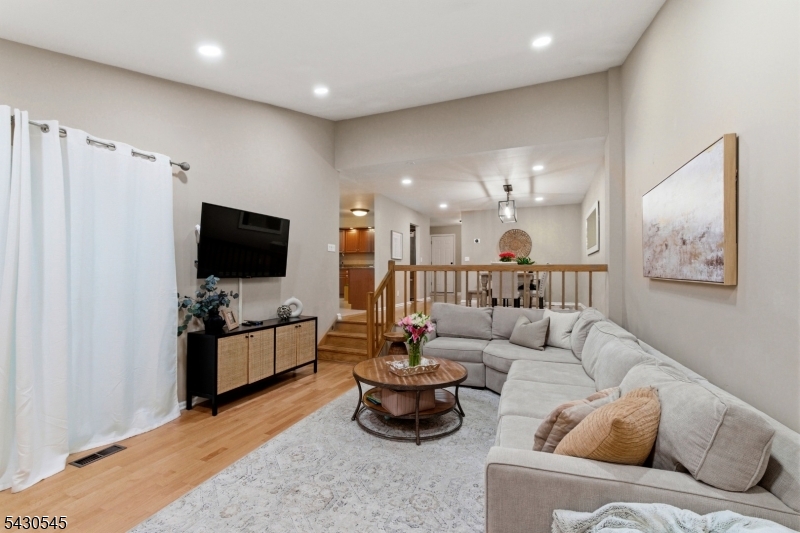 HERITAGE MANOR - Residential