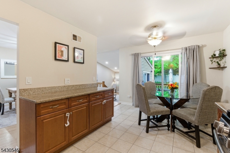 HERITAGE MANOR - Residential