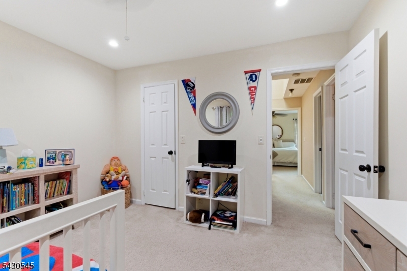 HERITAGE MANOR - Residential