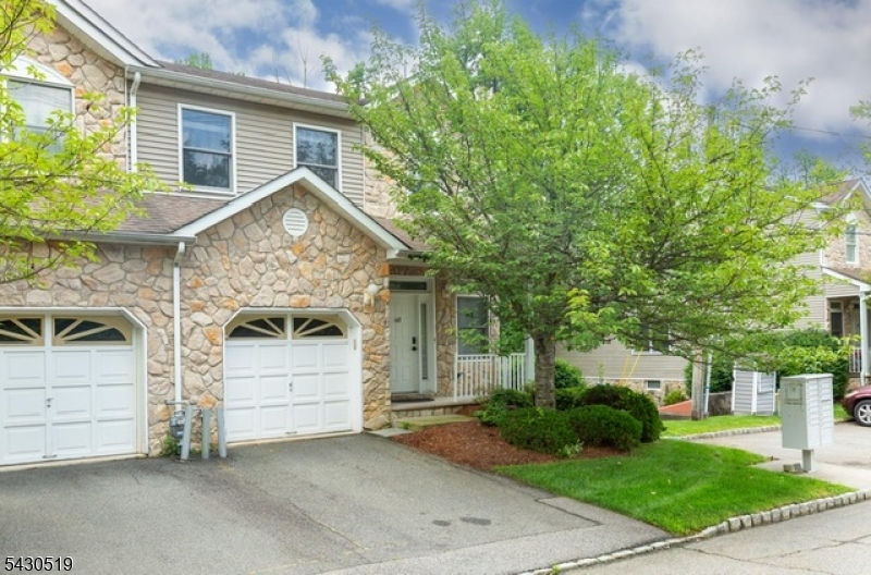 Glenmont Commons - Residential