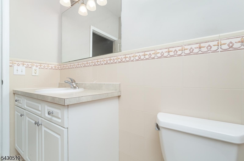 Glenmont Commons - Residential