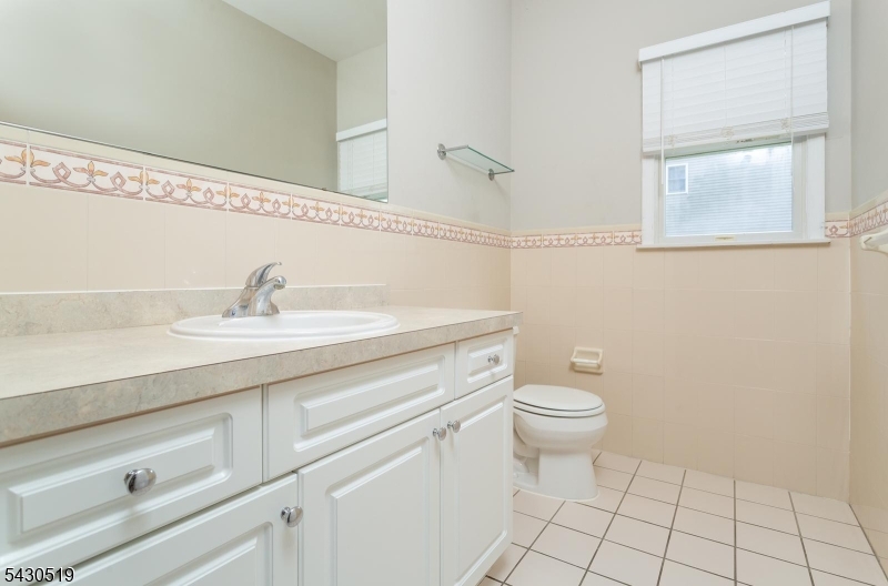 Glenmont Commons - Residential