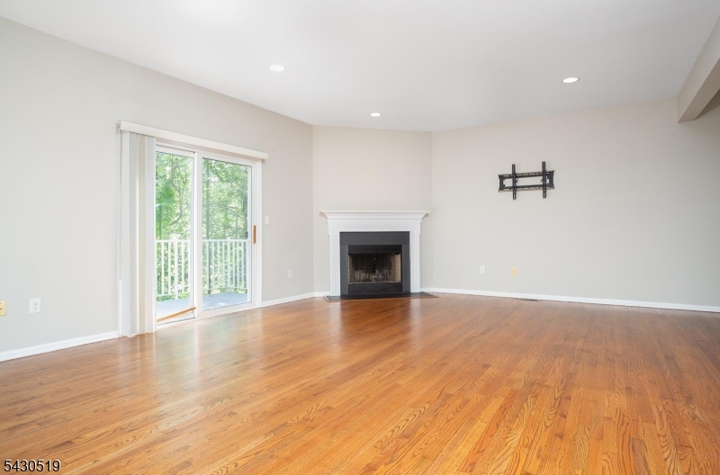 Glenmont Commons - Residential