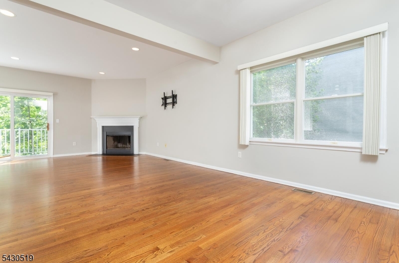 Glenmont Commons - Residential