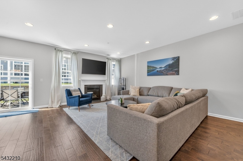 Heritage at Pennington - Residential